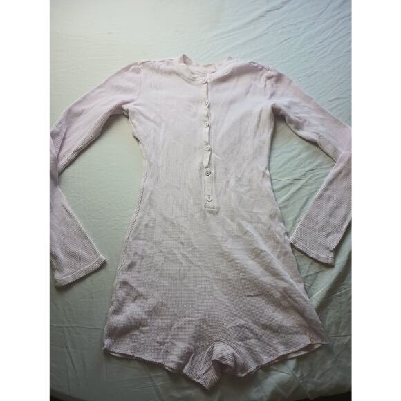 SKIMS Waffle Button Up Hanley Romper Light Pink Women Size Small Thermal - Picture 1 of 4